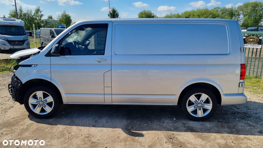 Volkswagen Transporter - 11