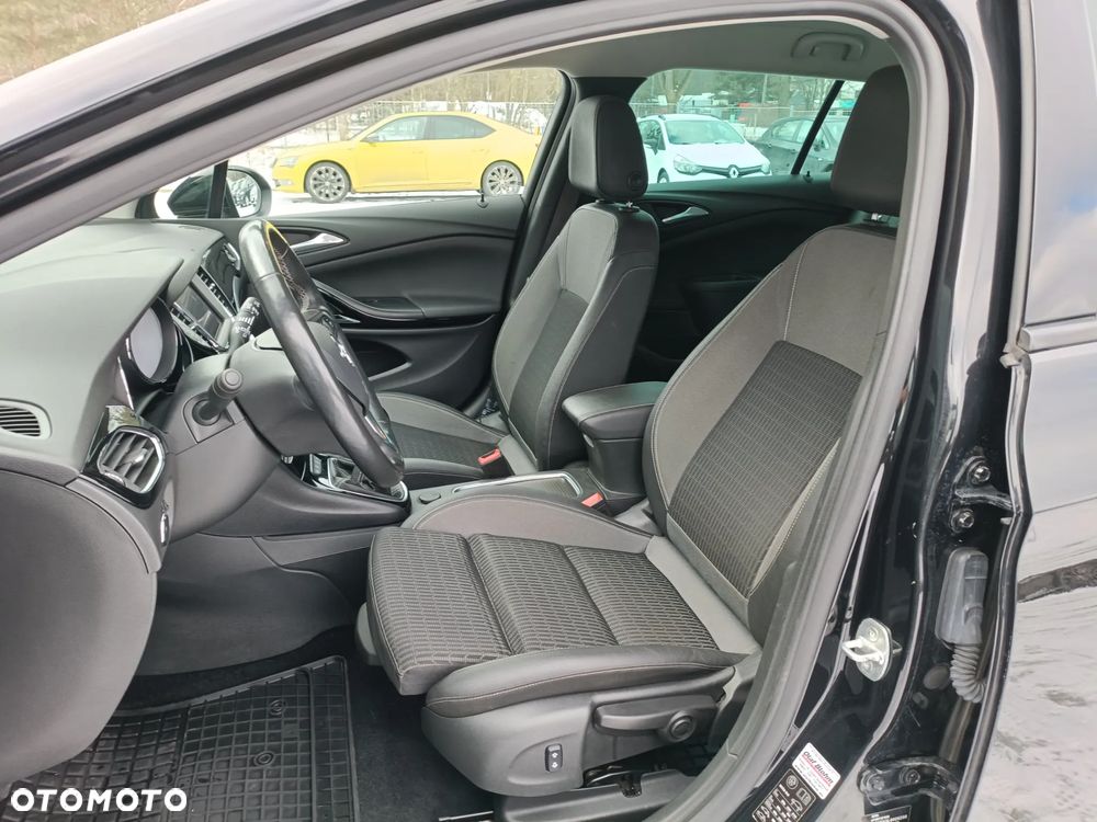 Opel Astra 1.5 D Start/Stop Business Elegance - 10