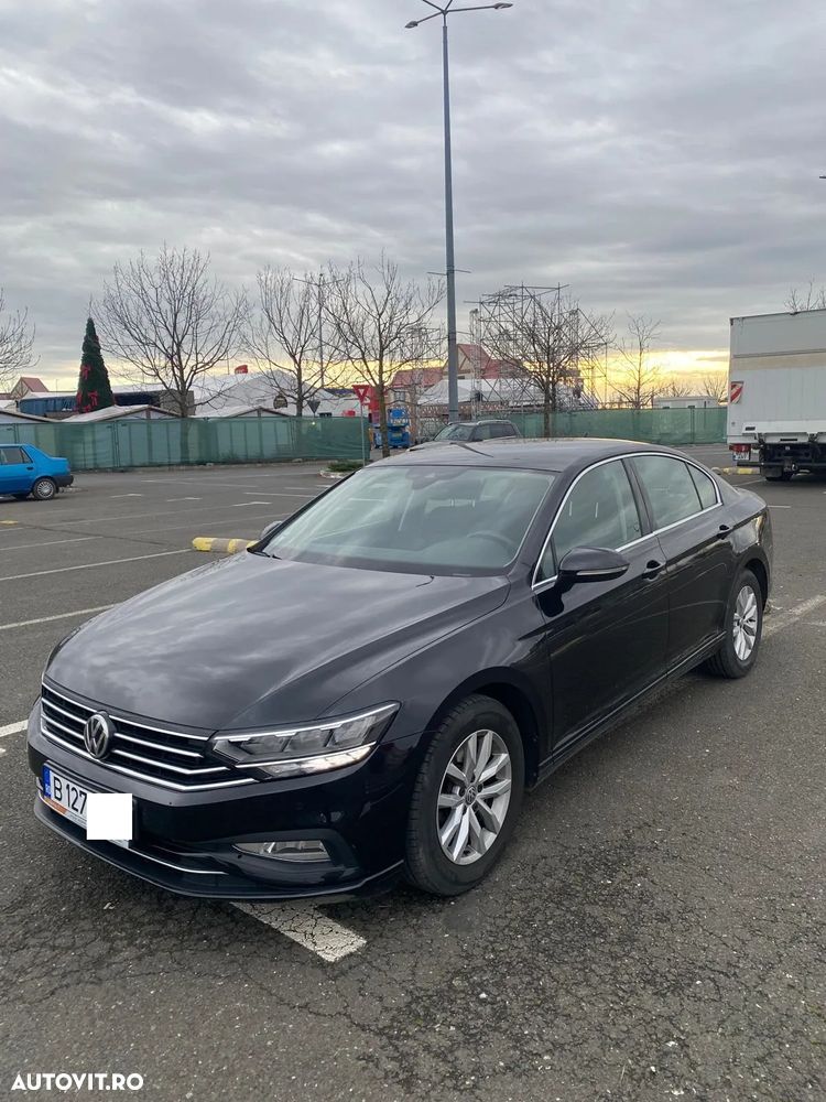 Volkswagen Passat Variant 2.0 TDI SCR DSG Business - 1