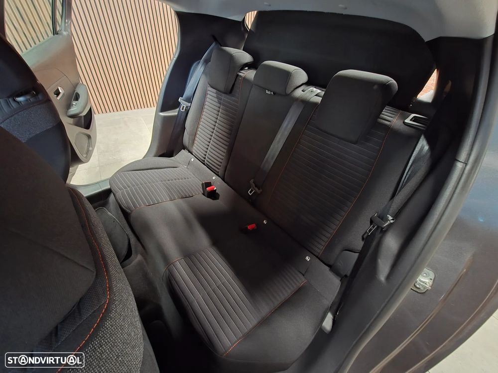 Peugeot 208 1.5 BlueHDi Active - 16