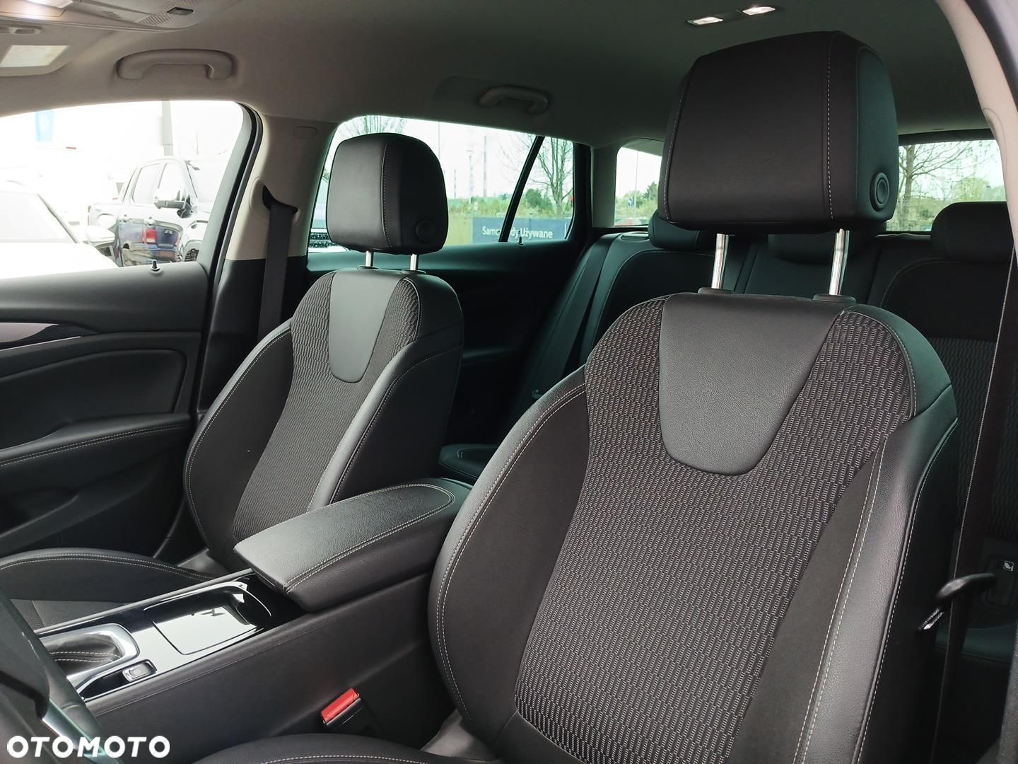 Opel Insignia - 9