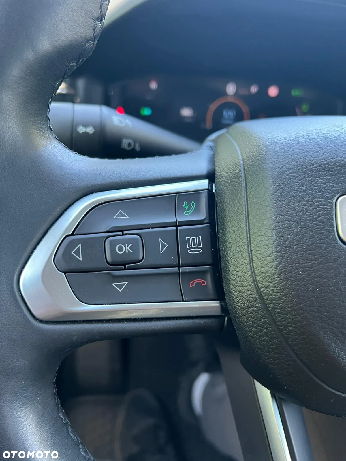 Jeep Compass - 11