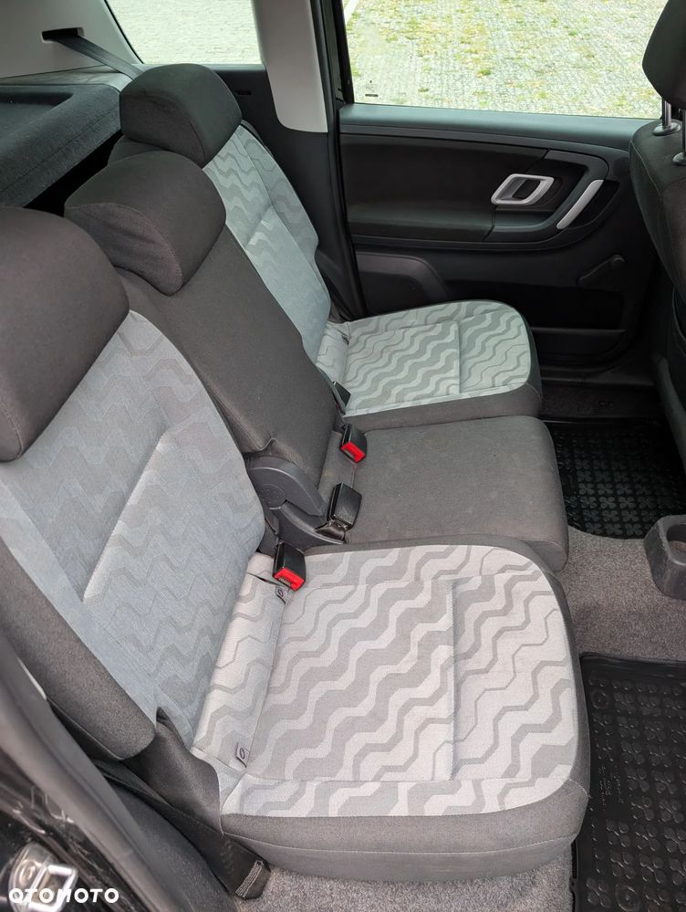 Skoda Roomster 1.6 16V - 10