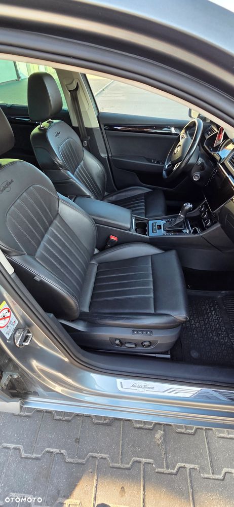 Skoda Superb 2.0 TDI 4x4 L&K DSG - 23
