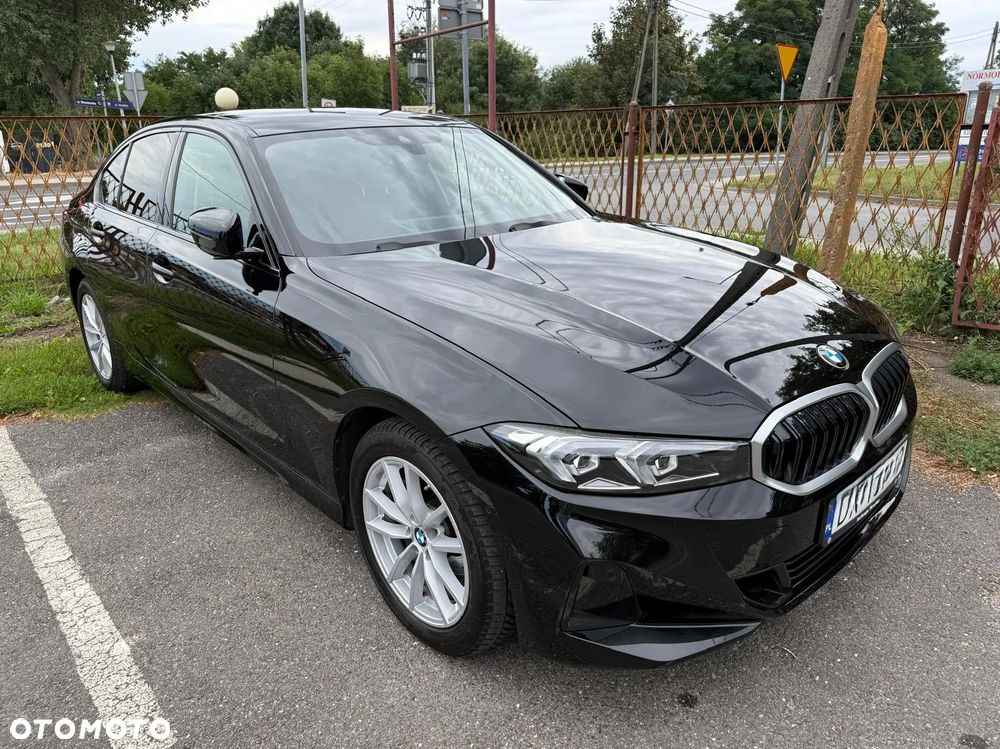 BMW Seria 3 318i - 4