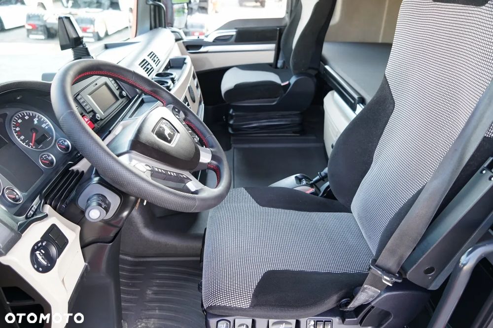 MAN TGX 18.500 / MEGA /  LOW DECK /  XLX / RETARDER / NAVI / PO KONTRAKCIE SERWISOWYM / SPROWADZONY - 24