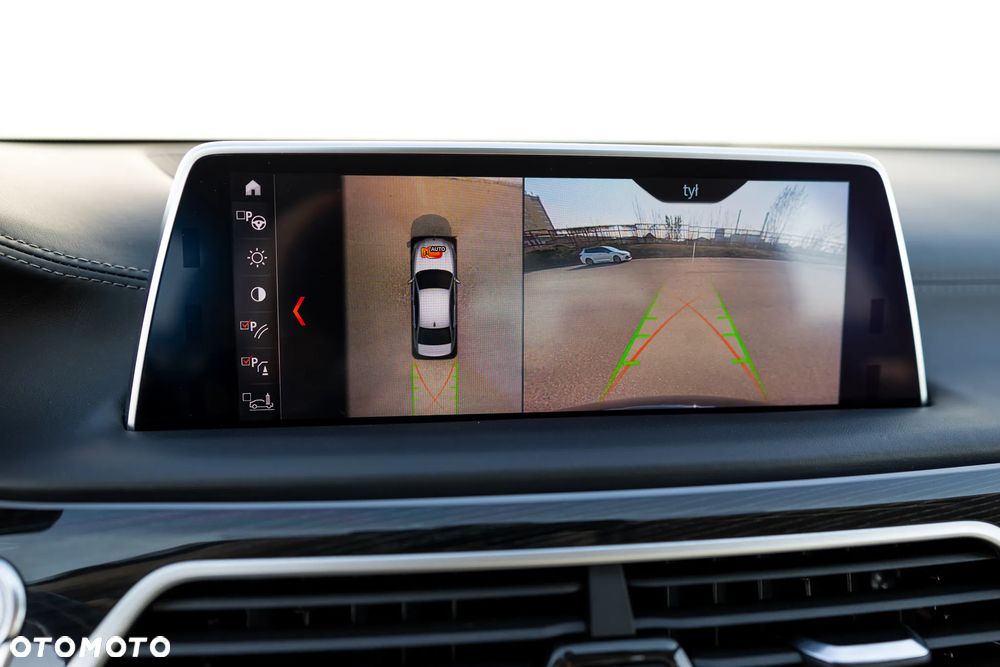 BMW Seria 7 750d xDrive sport - 30