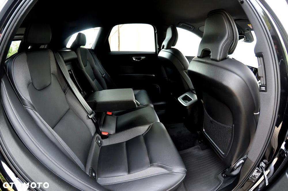 Volvo XC 60 B5 D AWD Geartronic Inscription - 26