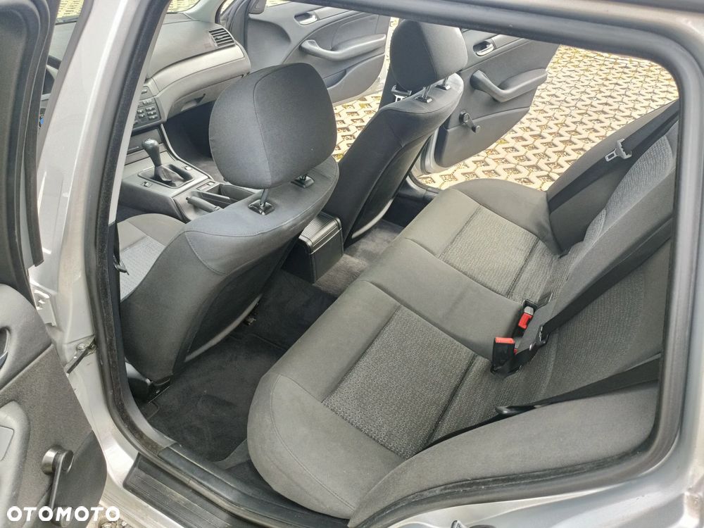 BMW Seria 3 318i Edition Lifestyle - 15
