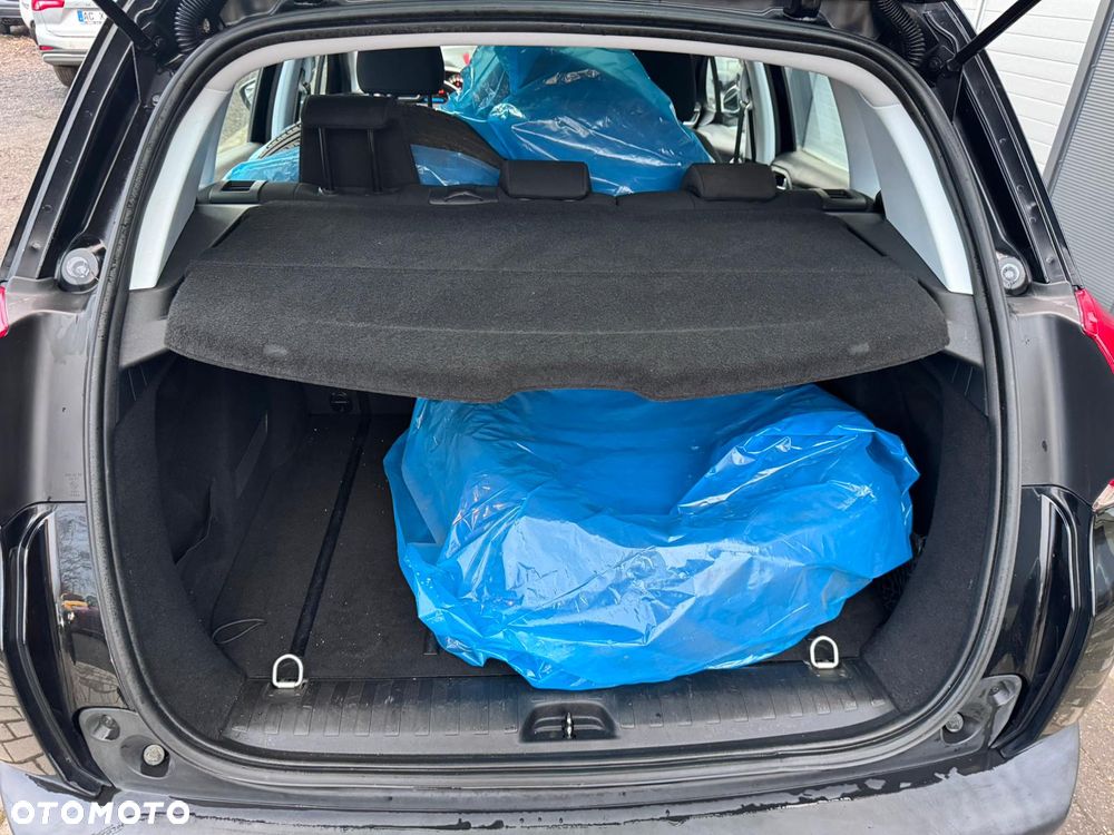 Peugeot 2008 1.6 e-HDi Allure S&S - 29