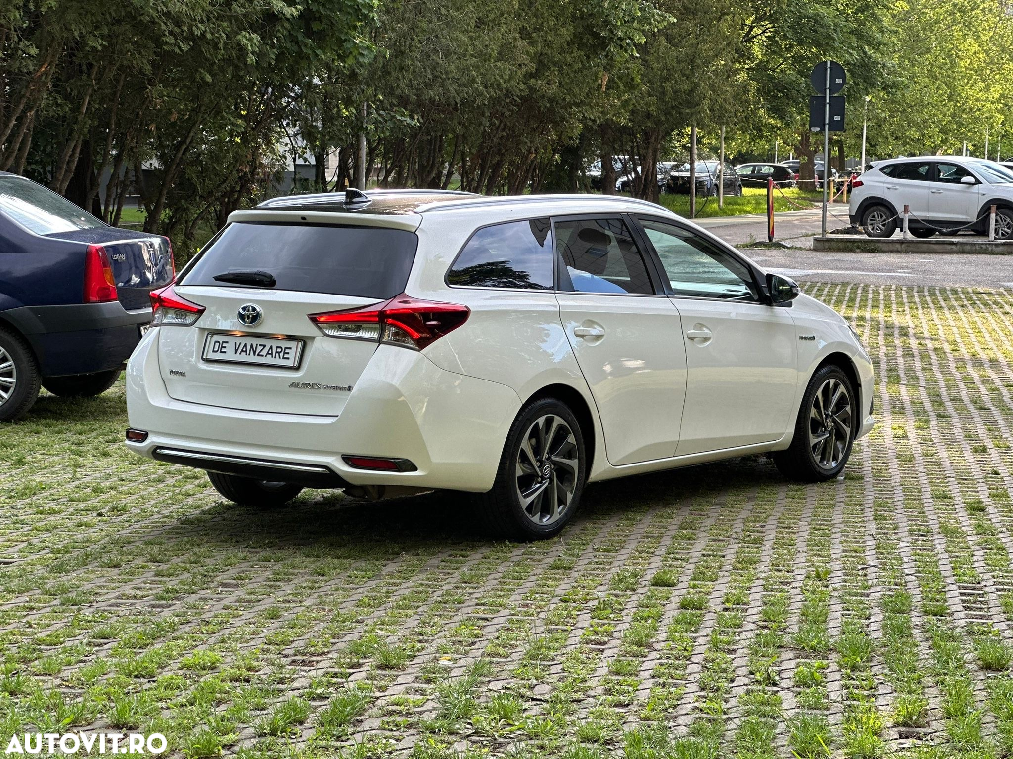 Toyota Auris 1.8 VVT-i Hybrid Automatik Style Selection - 3