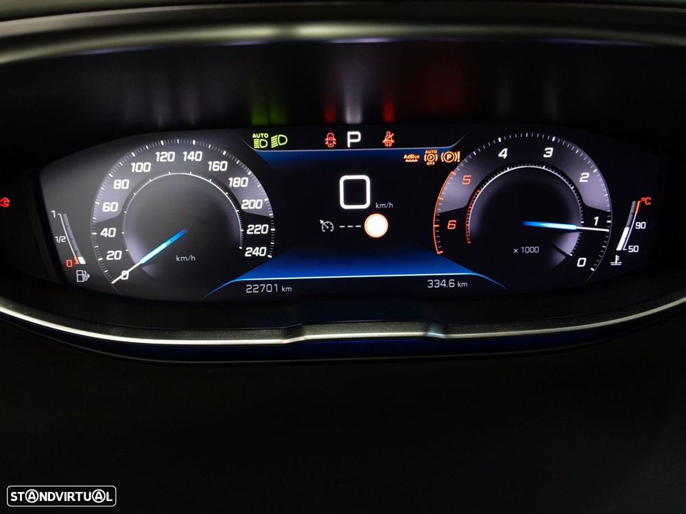 Peugeot 5008 1.2 PureTech Allure Pack EAT8 - 17