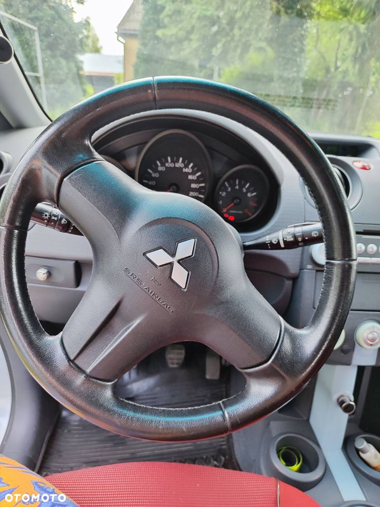 Mitsubishi Colt 1.5 Invite - 5