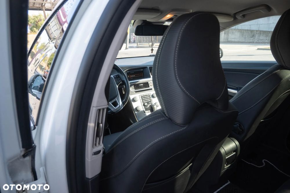 Volvo V60 - 12