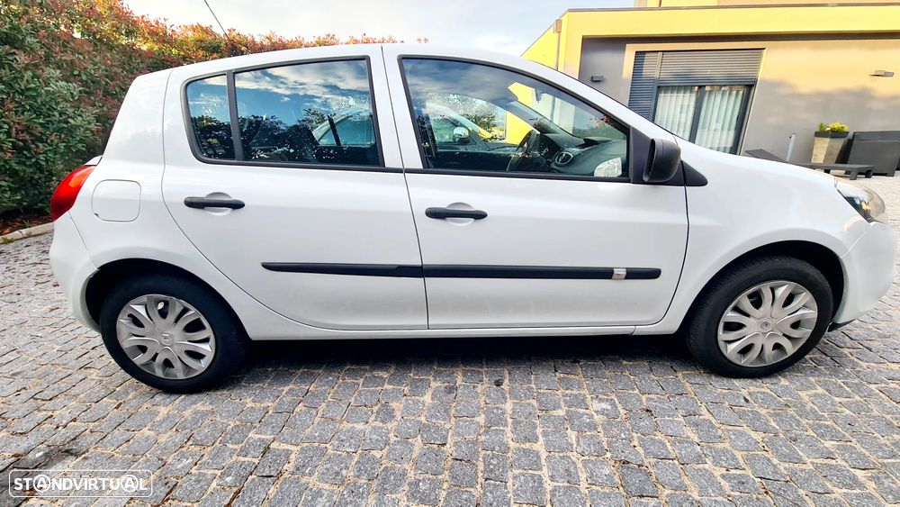 Renault Clio 1.5 dCi Dynamique 98g - 7