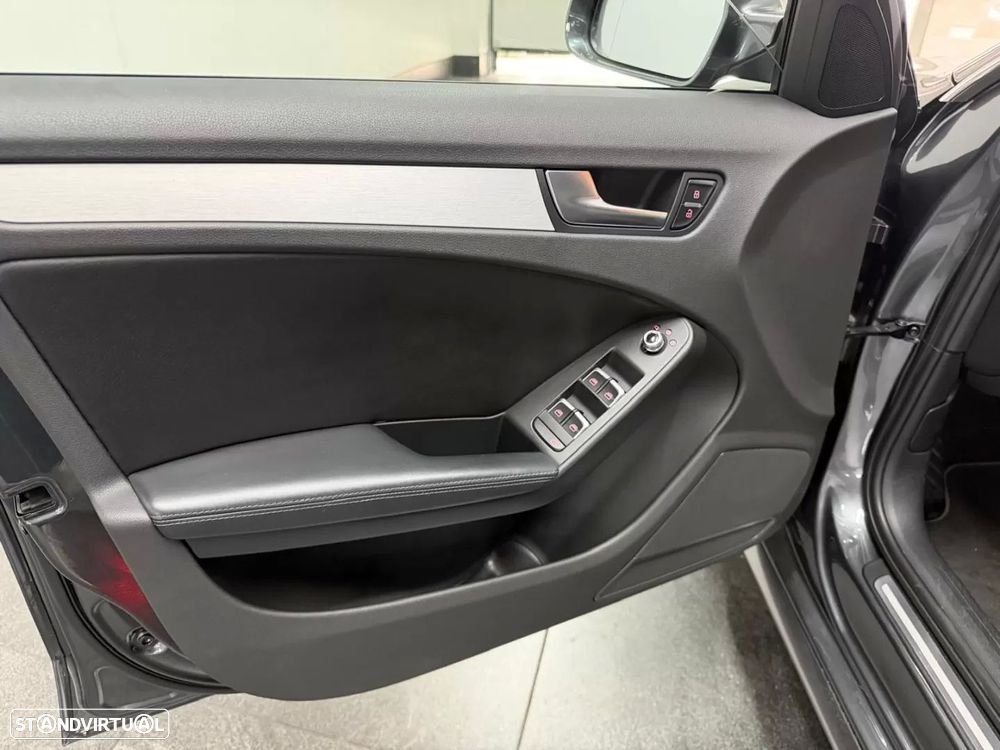 Audi A4 Avant 2.0 TDI Multitronic S-line - 15