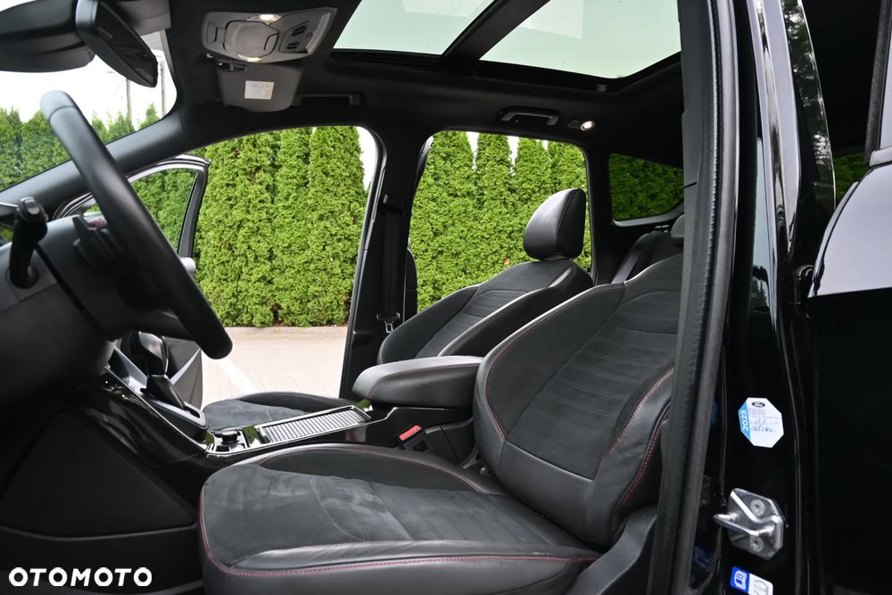 Ford Kuga 2.0 TDCi AWD ST-Line - 37
