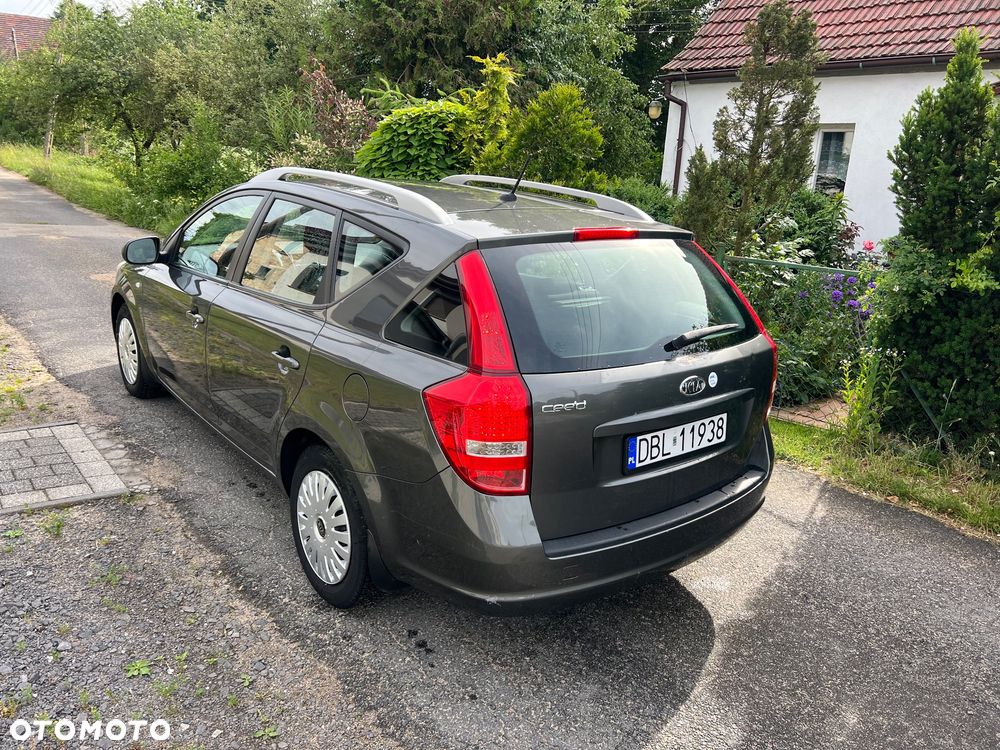 Kia Ceed 1.4 CVVT LX - 4
