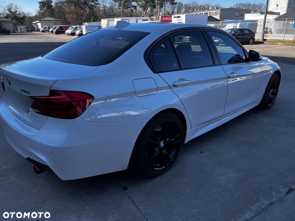 BMW Seria 3 340i xDrive Edition M Sport Shadow - 8