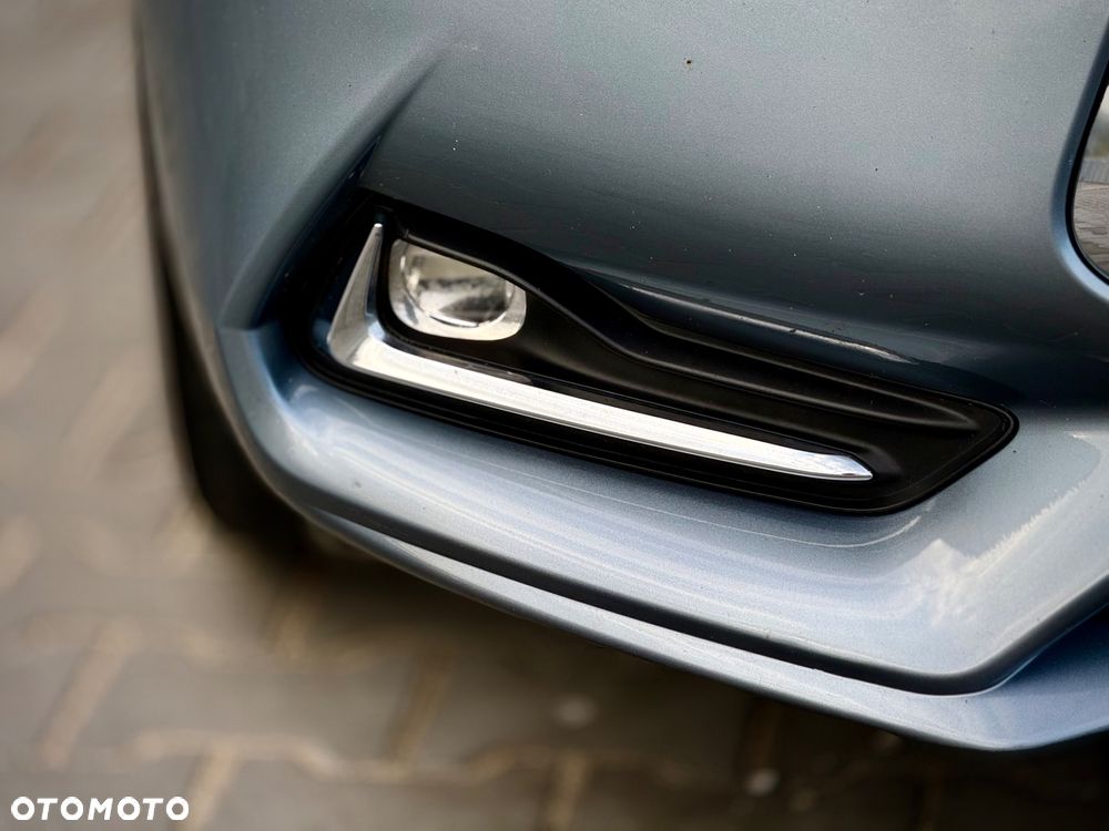 Infiniti Q60 2.0t Premium - 25