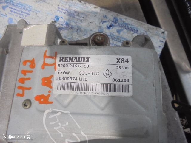 Coluna Direção/Motor Direção 8200246631B 50300374LHD RENAULT MEGANE 2 2004 1.5DCI 100CV 3P PRETO RENAULT MEGANE 2 2003 1.5Dci 80CV 5P CINZA RENAULT MEGANE 2 2004 1.5DCI 80CV 5P PRETO - 2