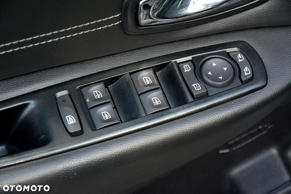 Renault Scenic ENERGY TCe 130 BOSE EDITION - 33