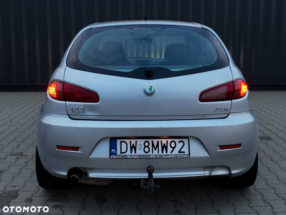 Alfa Romeo 147 - 3