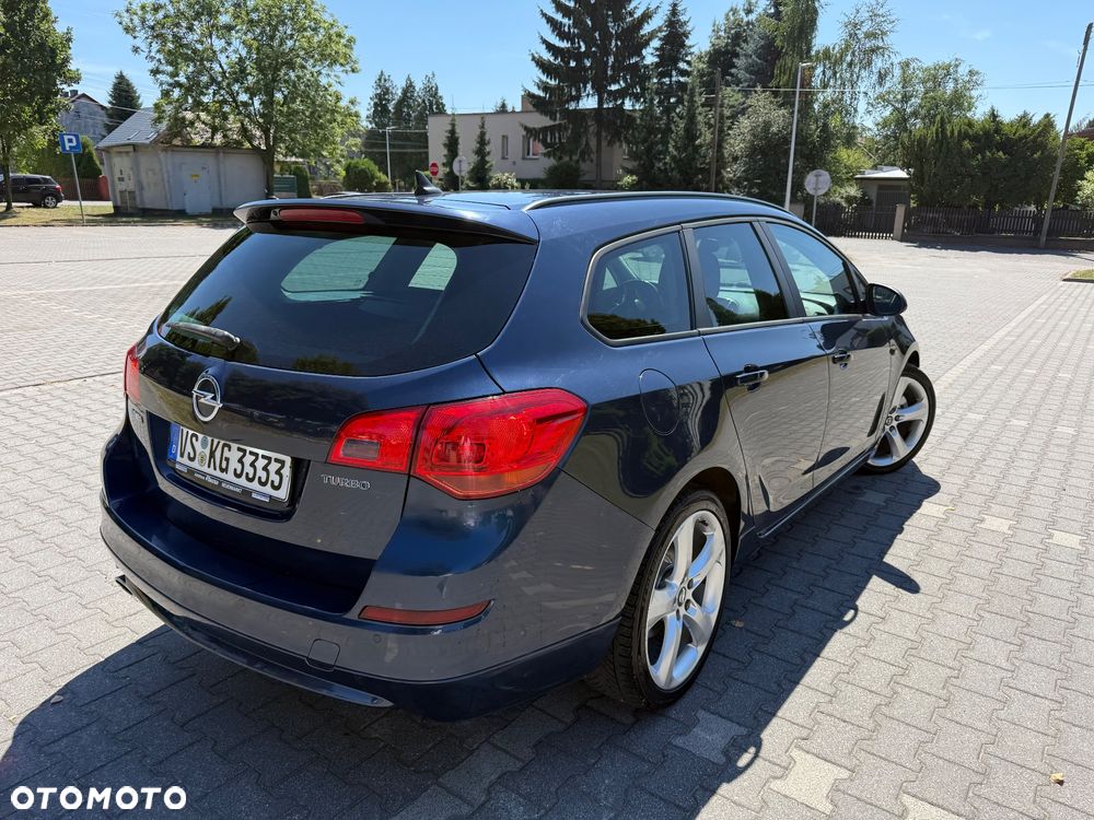 Opel Astra 1.6 Turbo Innovation - 21