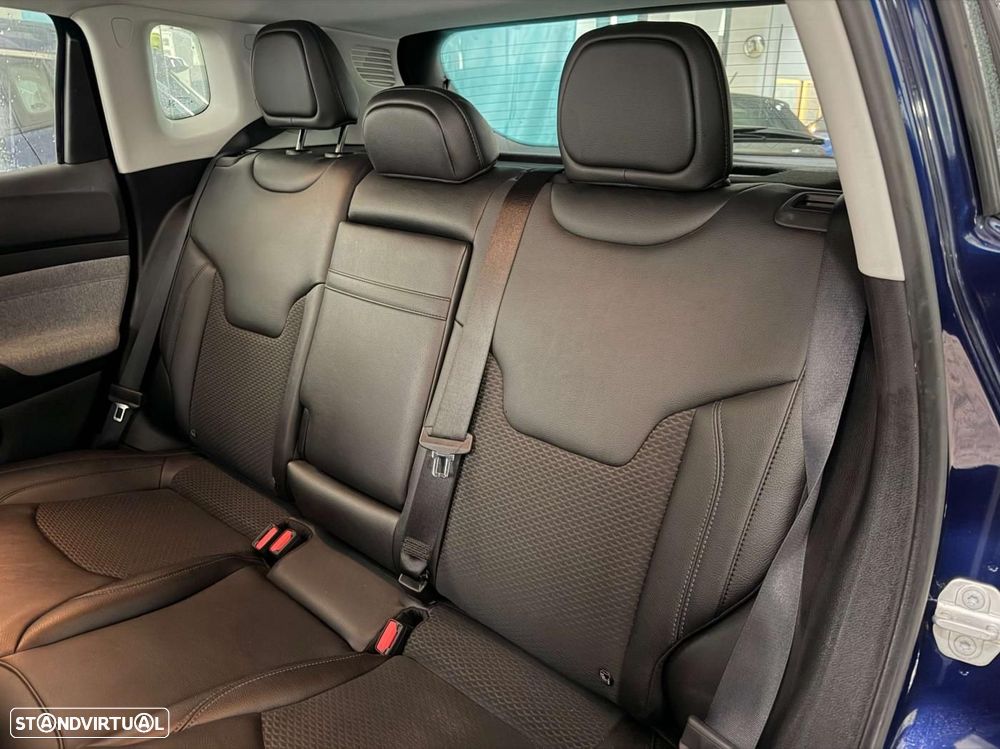 Jeep Compass 1.3 T4 4xe Auto Longitude - 32