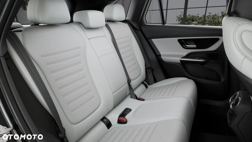Mercedes-Benz GLC - 6