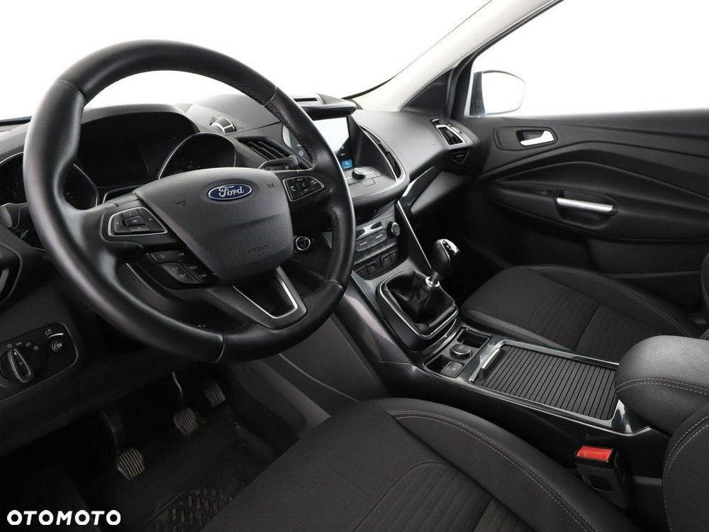 Ford Kuga 1.5 EcoBoost 2x4 Titanium - 15
