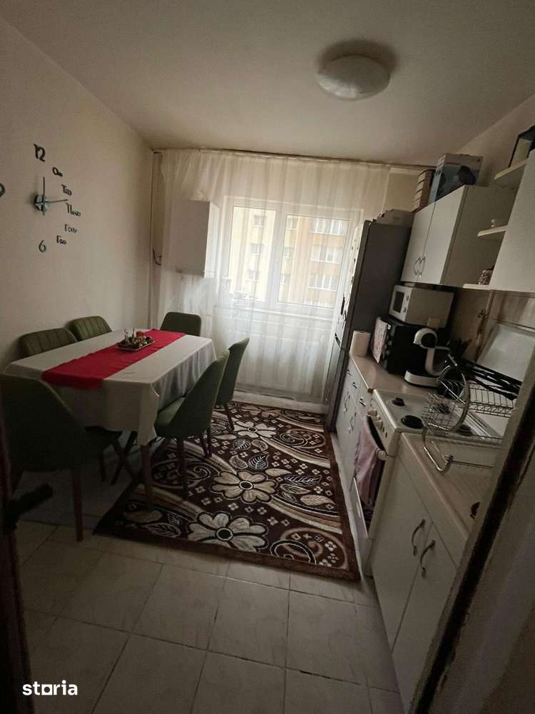 Apartament cu bucătărie separată și incălzire pe gaz — fotografia 3