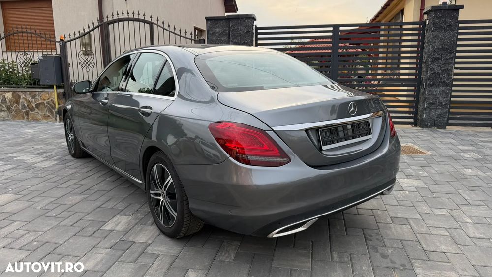 Mercedes-Benz C - 5