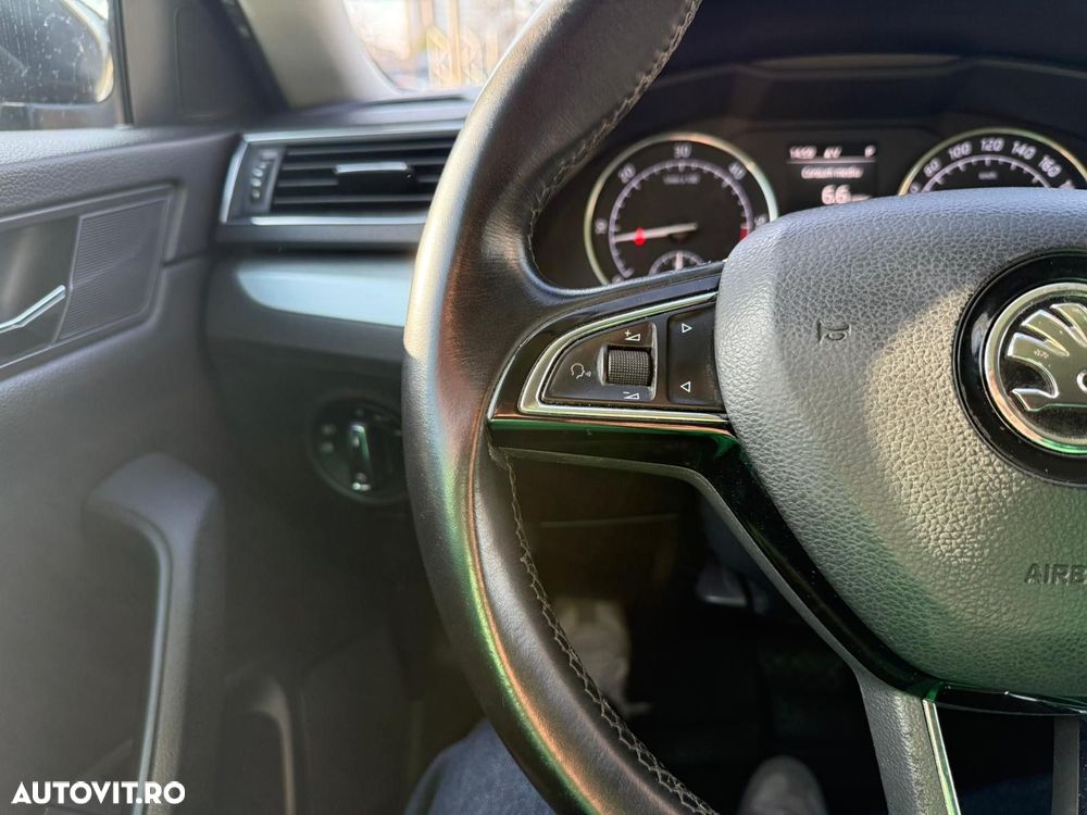 Skoda Superb 1.6 TDI DSG Style - 16