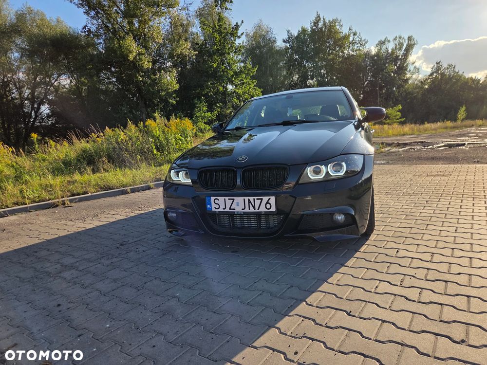 BMW Seria 3 2009 photo 2