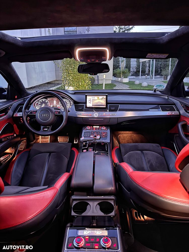 Audi S8 Plus 4.0 TFSI quattro Tiptronic - 10