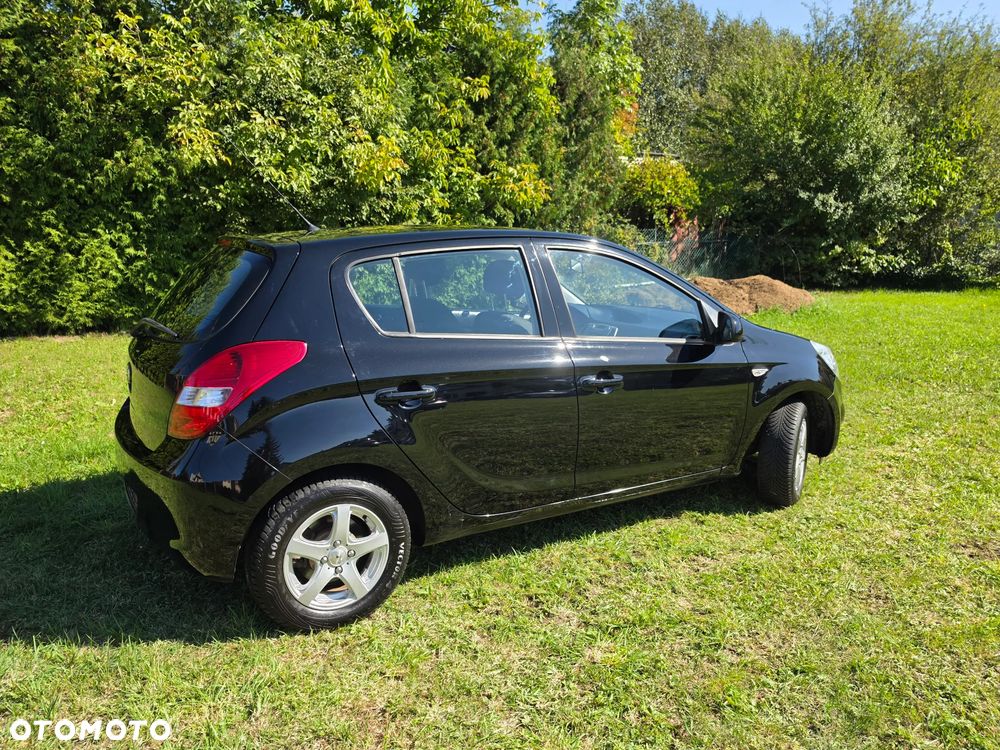 Hyundai i20 1.2 Classic EU5 - 16