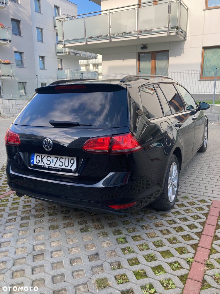 Volkswagen Golf VI 1.6 TDI Comfortline - 3