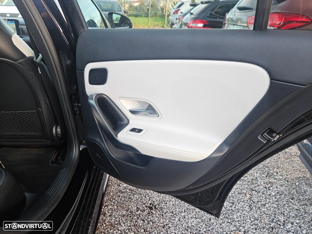 Mercedes-Benz A 200 AMG Line - 32