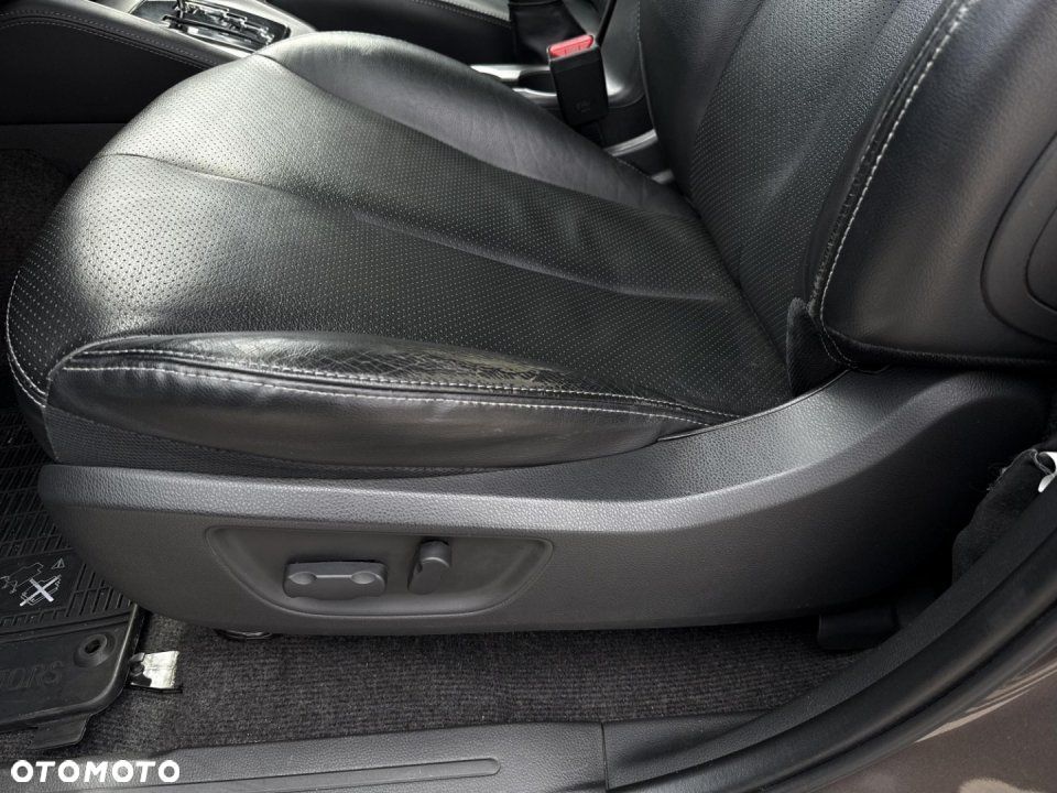 Mitsubishi L200 - 19