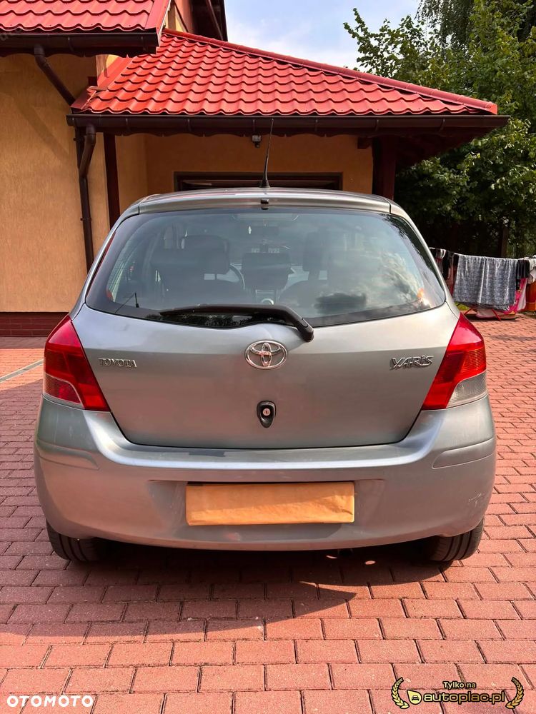 Toyota Yaris 1.33 Prestige - 6