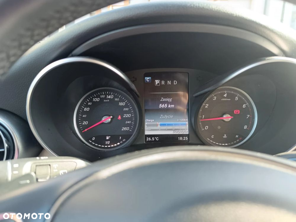 Mercedes-Benz GLC 300 4Matic 9G-TRONIC - 14