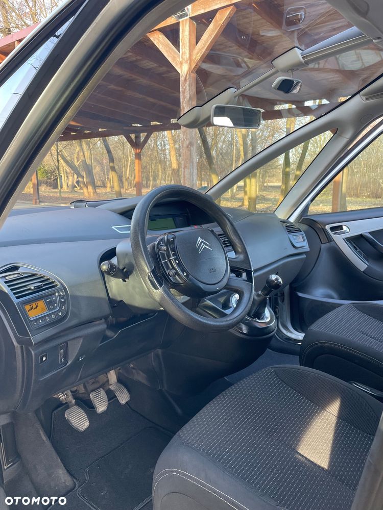 Citroën C4 Grand Picasso 1.8 16V Confort - 12