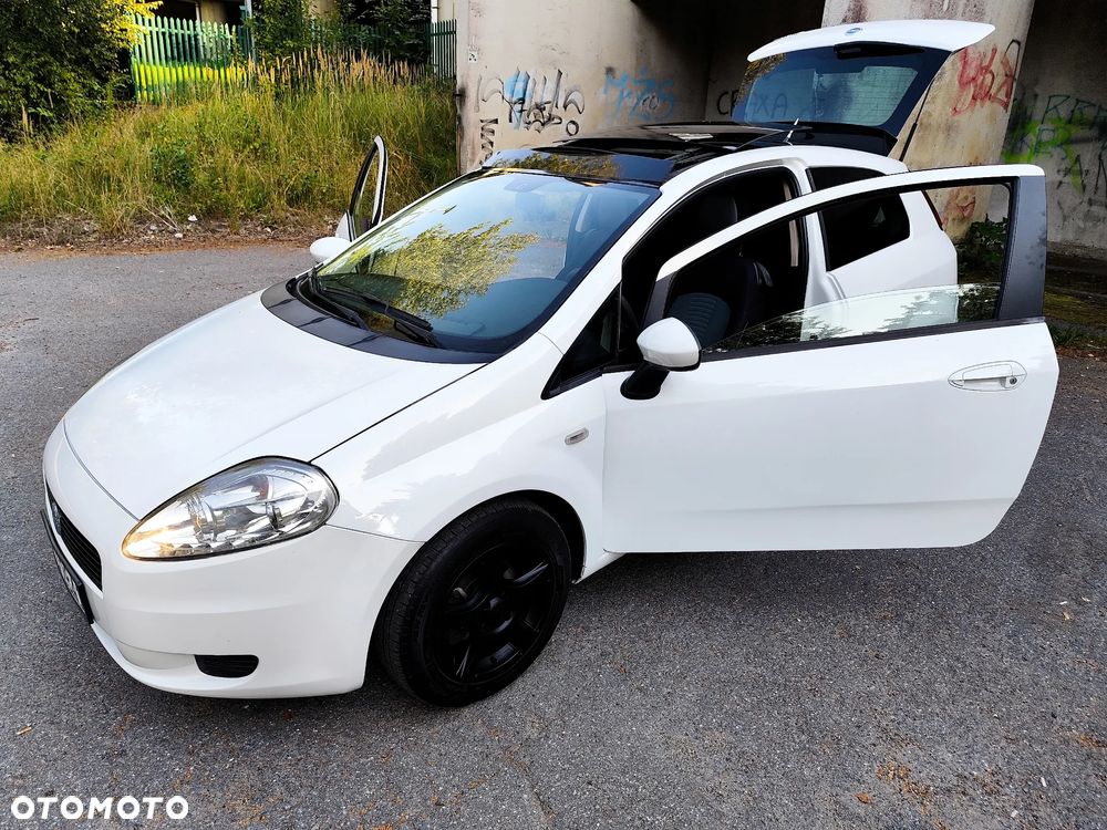 Fiat Grande Punto 1.4 8V Emotion - 19