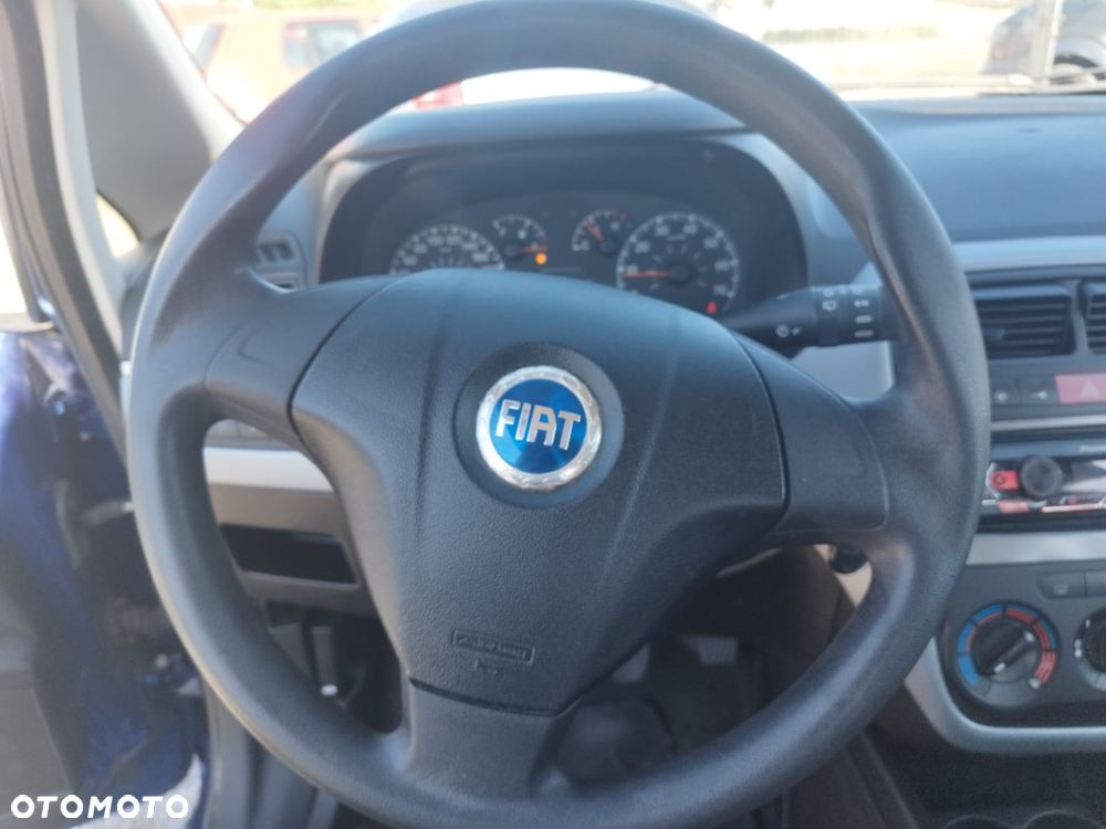 Fiat Punto - 22