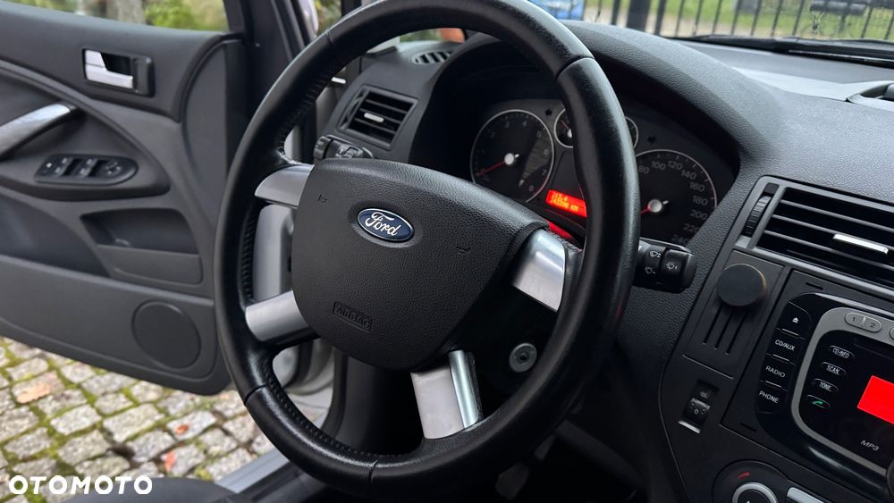 Ford C-MAX 1.8 Ambiente - 22