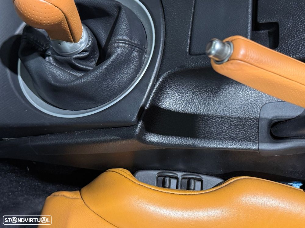 Nissan 350 Z Premium Pack - 30