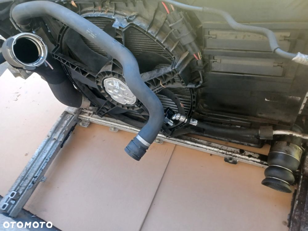 PAS PRZEDNI CHŁODNICE MINI CLUBMAN F54 - 11