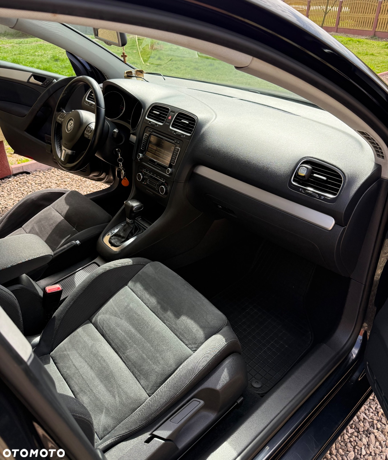 Volkswagen Golf VI 2.0 TDI Highline DSG - 13