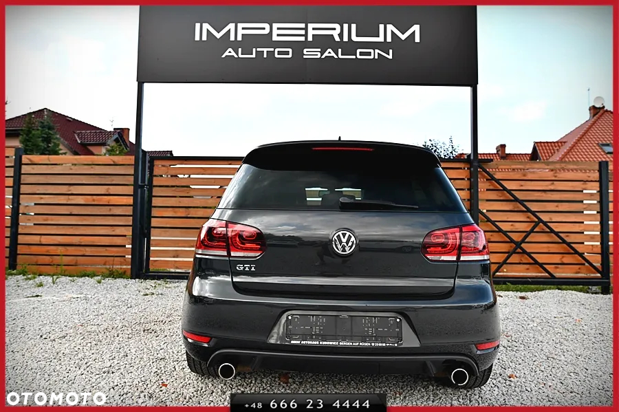 Volkswagen Golf 2.0 GTI - 11